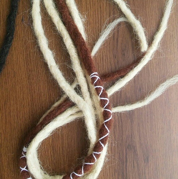 Long crocheted blonde dreadfall dreadlock ponytail - Picture 1 of 8